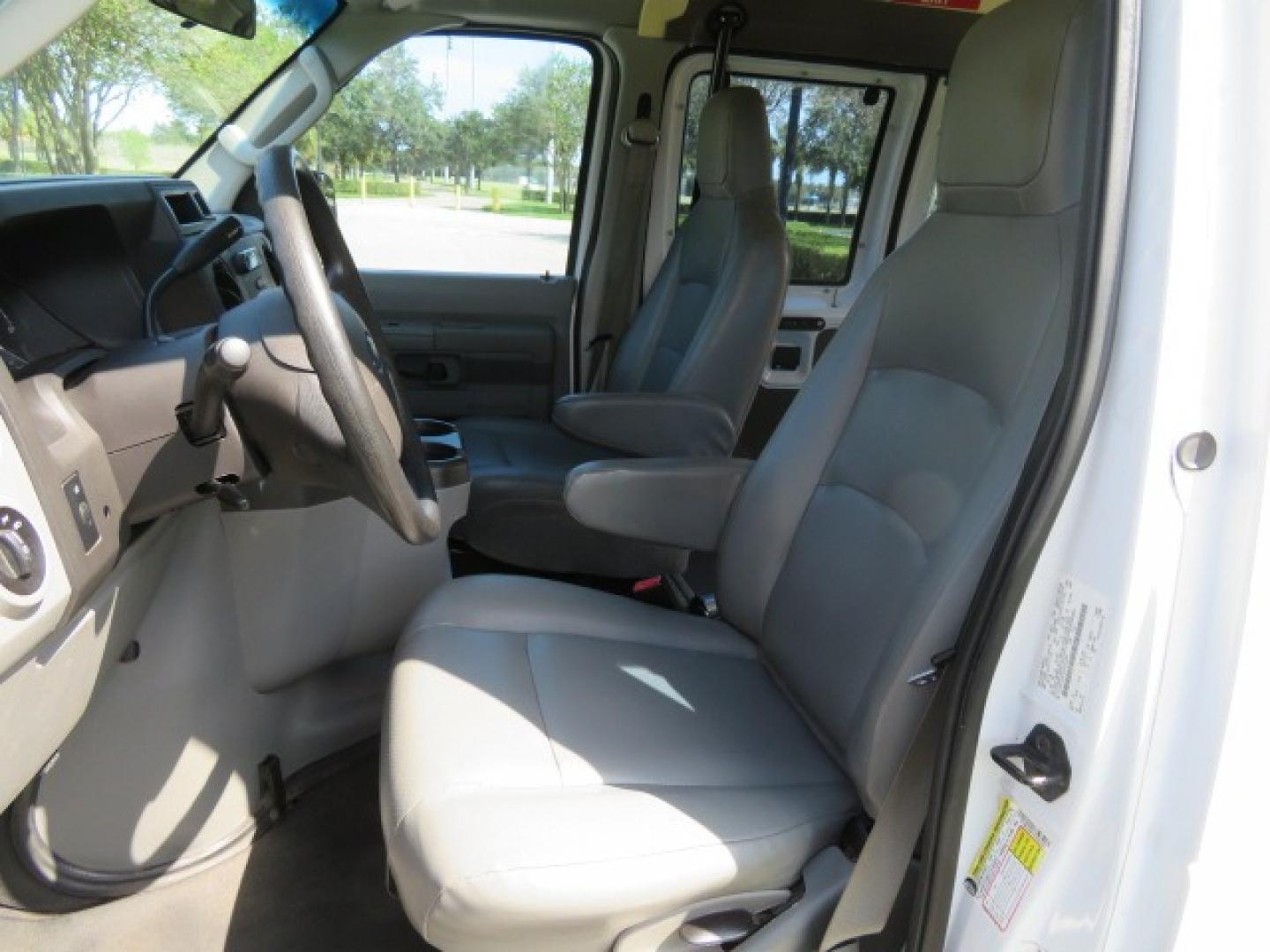 2014 White /Gray Ford E-Series Van (1FTNE1EW1ED) , Automatic transmission, located at 4301 Oak Circle #19, Boca Raton, FL, 33431, (954) 561-2499, 26.388472, -80.084045 - Photo#86